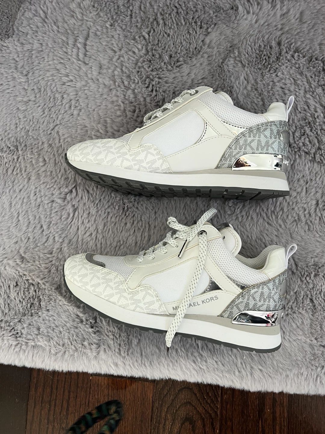 Michael Kors White & Silver Logo Sneakers - photo 4