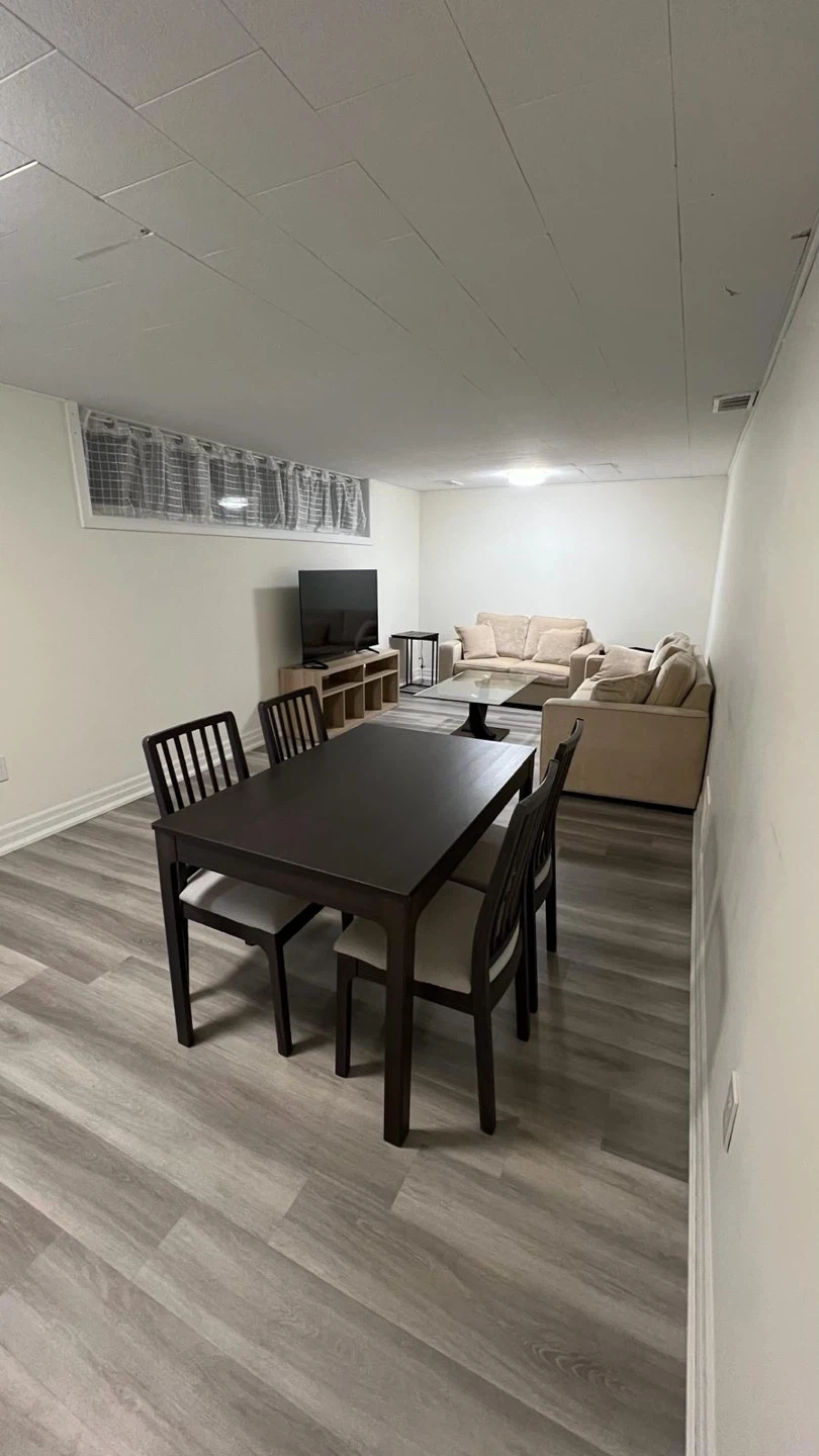 Fully Furnished Basement Apartment for Rent - photo 3