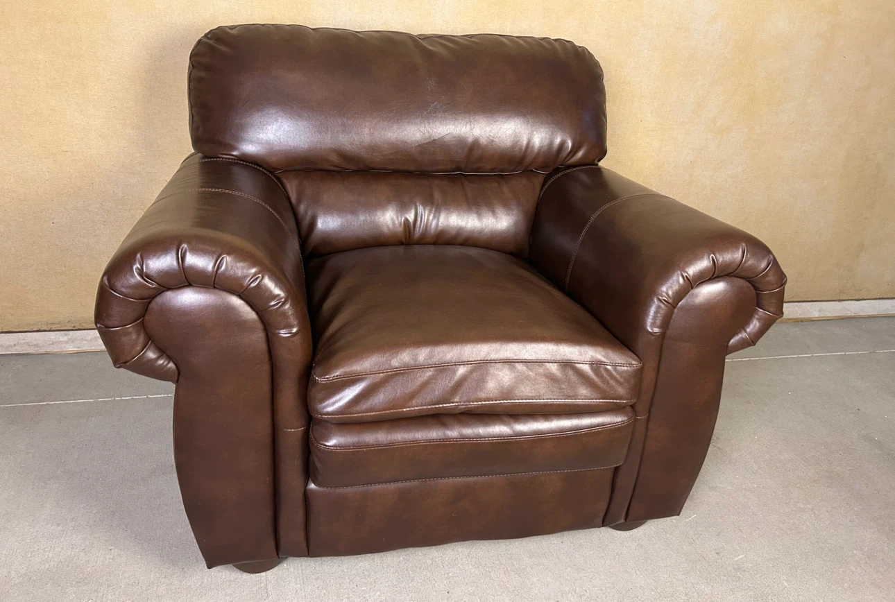 DELIVERY AVAILABLE! LIGHT BROWN SOFA + CHAIR FOR $100! - photo 2