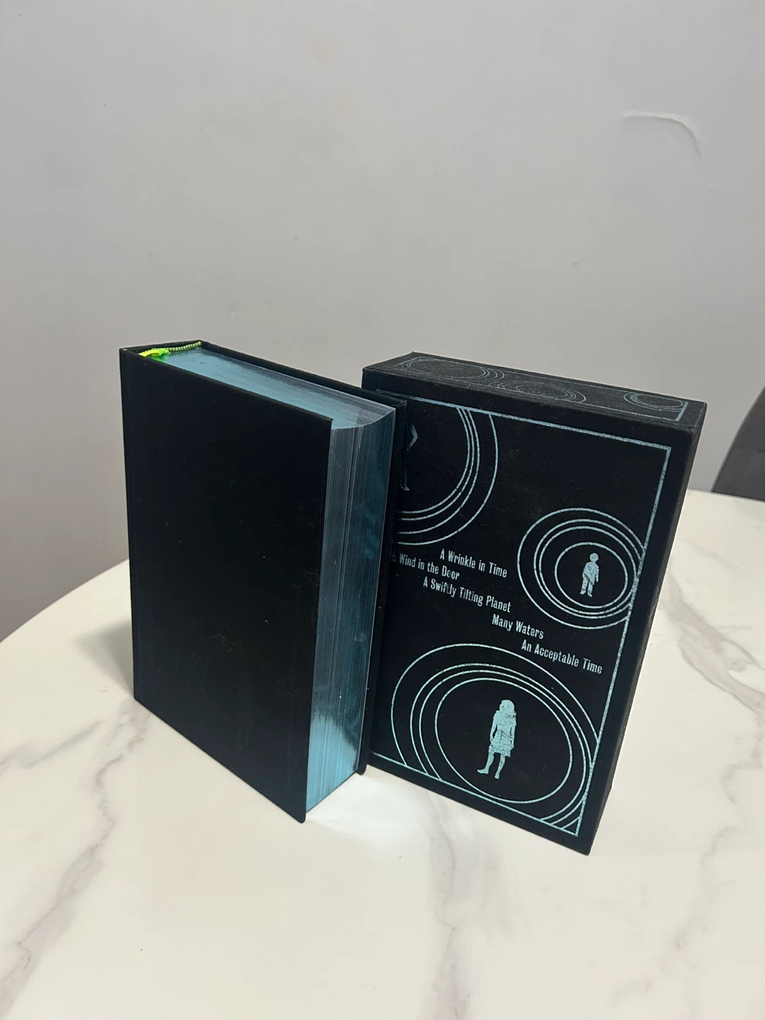 The Wrinkle in Time Quintet Box Set Deluxe Edition - photo 3