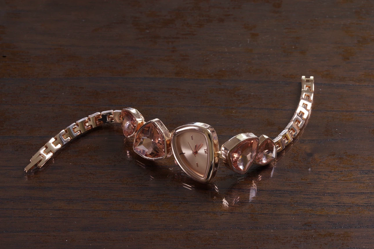 Rose gold triangle stone watch - photo 2