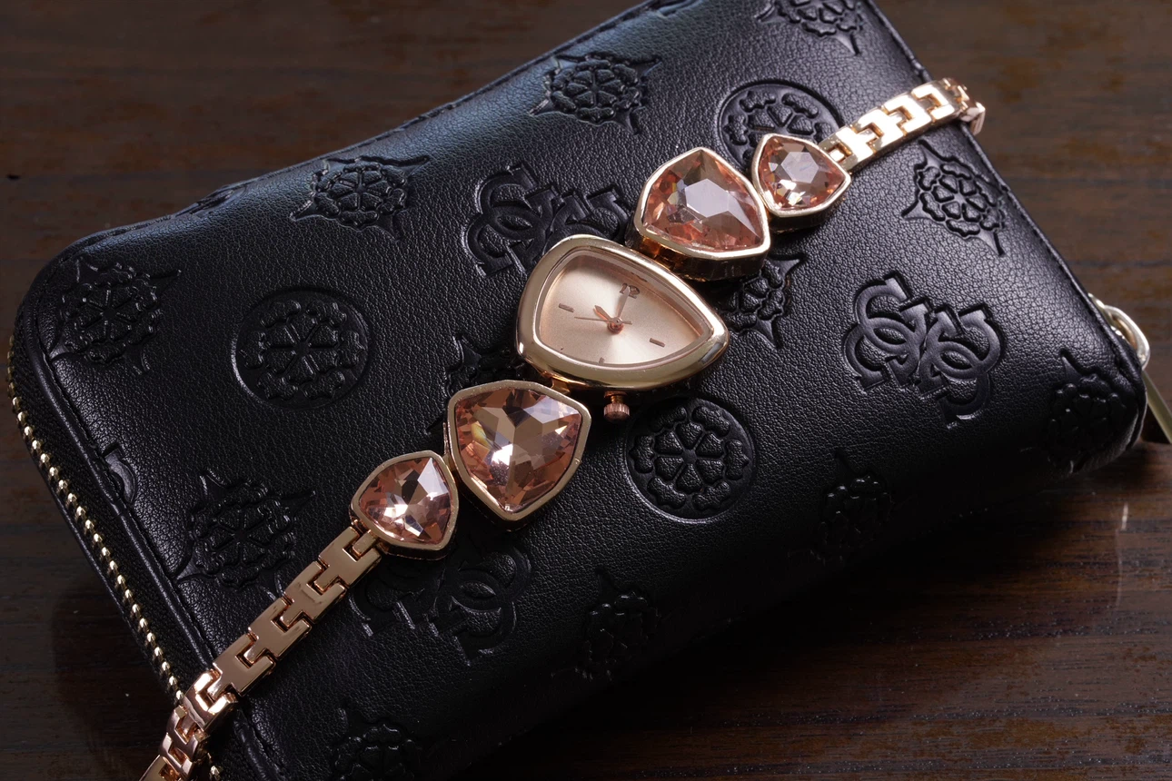 Rose gold triangle stone watch - photo 3