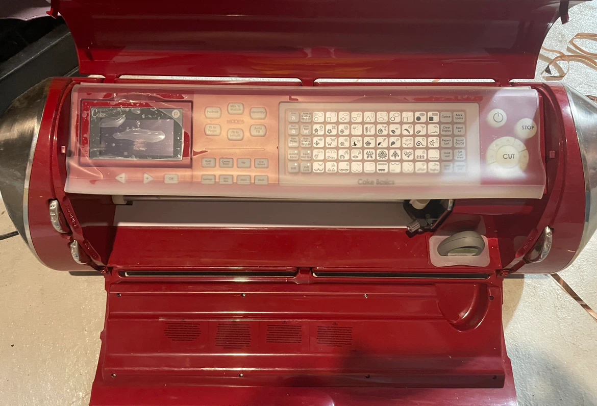 Cricut Cake Personal Electronic Cutter Machine - photo 2