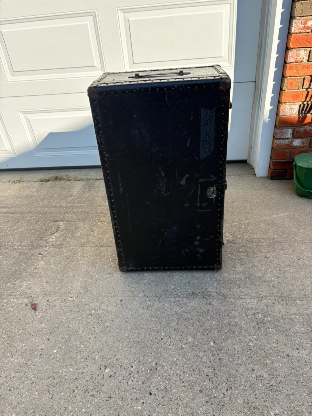 Vintage Black Trunk Suitcase - photo 3
