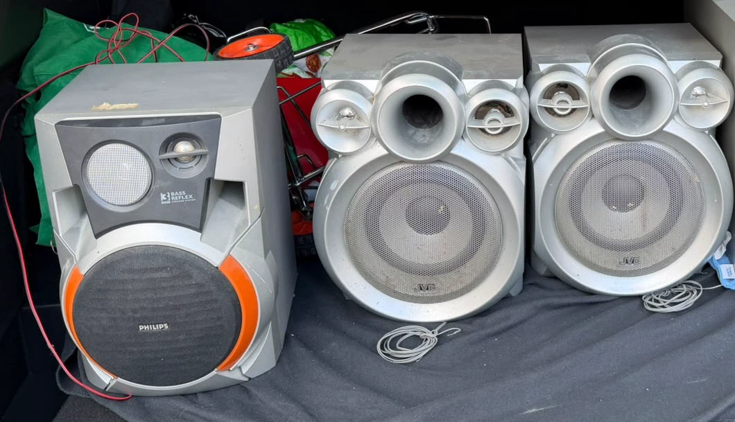 JVC and Philips Speakers with Bass Reflex - photo 3