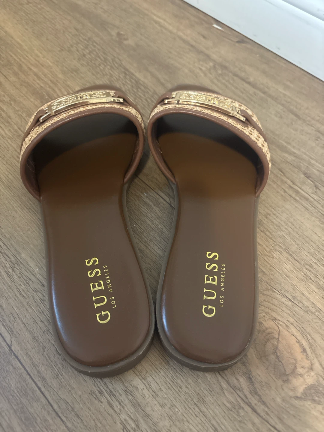Guess size 8 sandals - photo 2