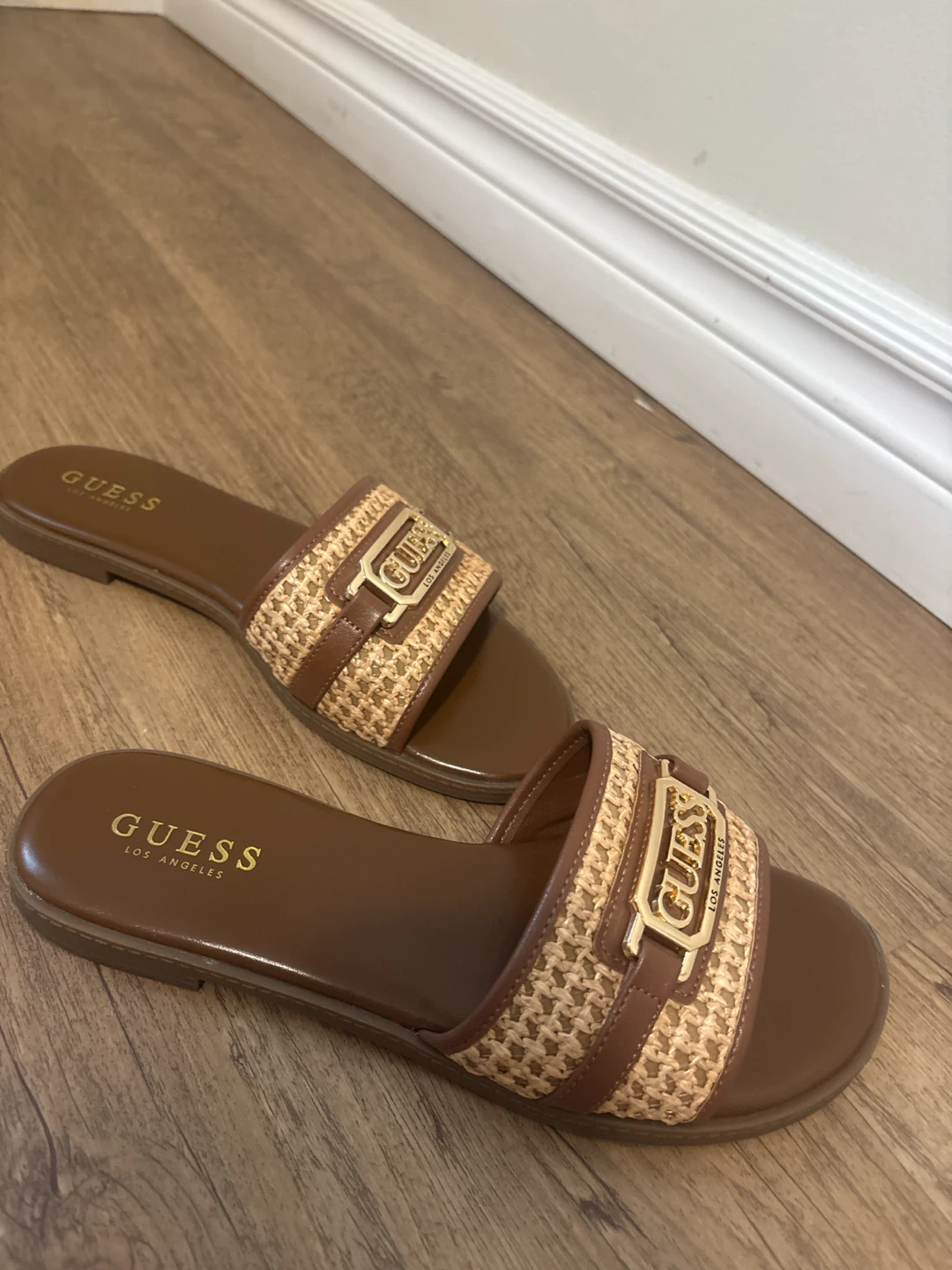 Guess size 8 sandals - photo 5