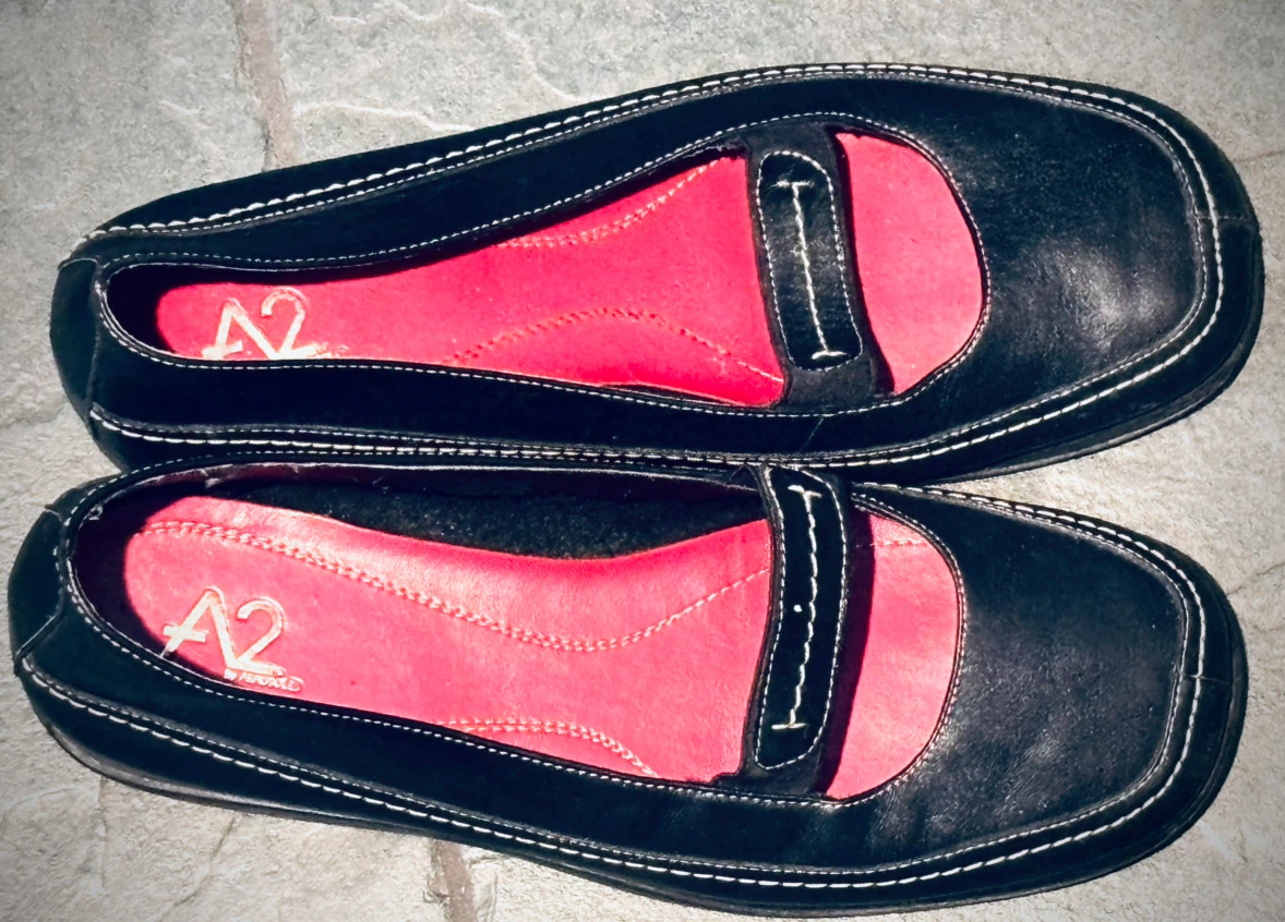 Women’s Shoes & Scandals - photo 2