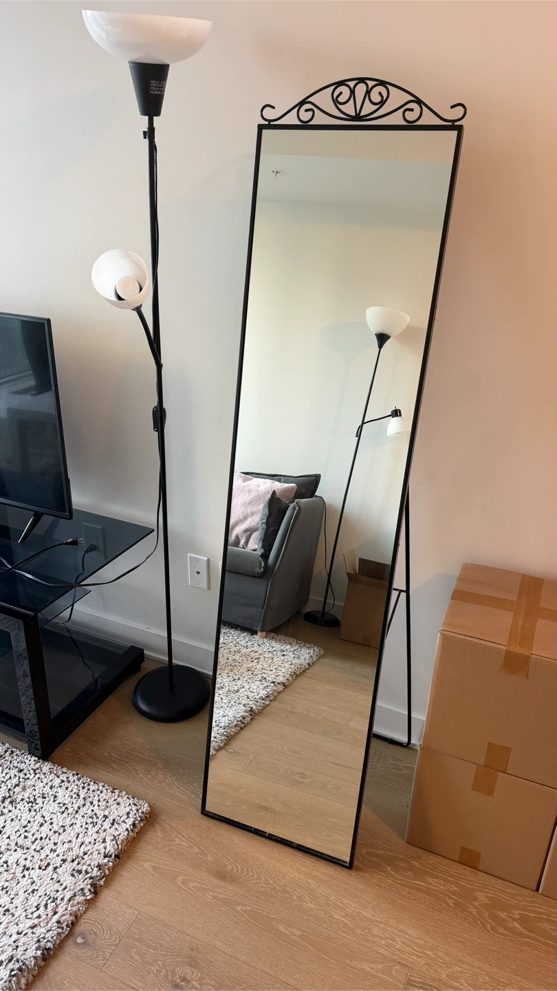 Full Length Standing Mirror with Ornate Top