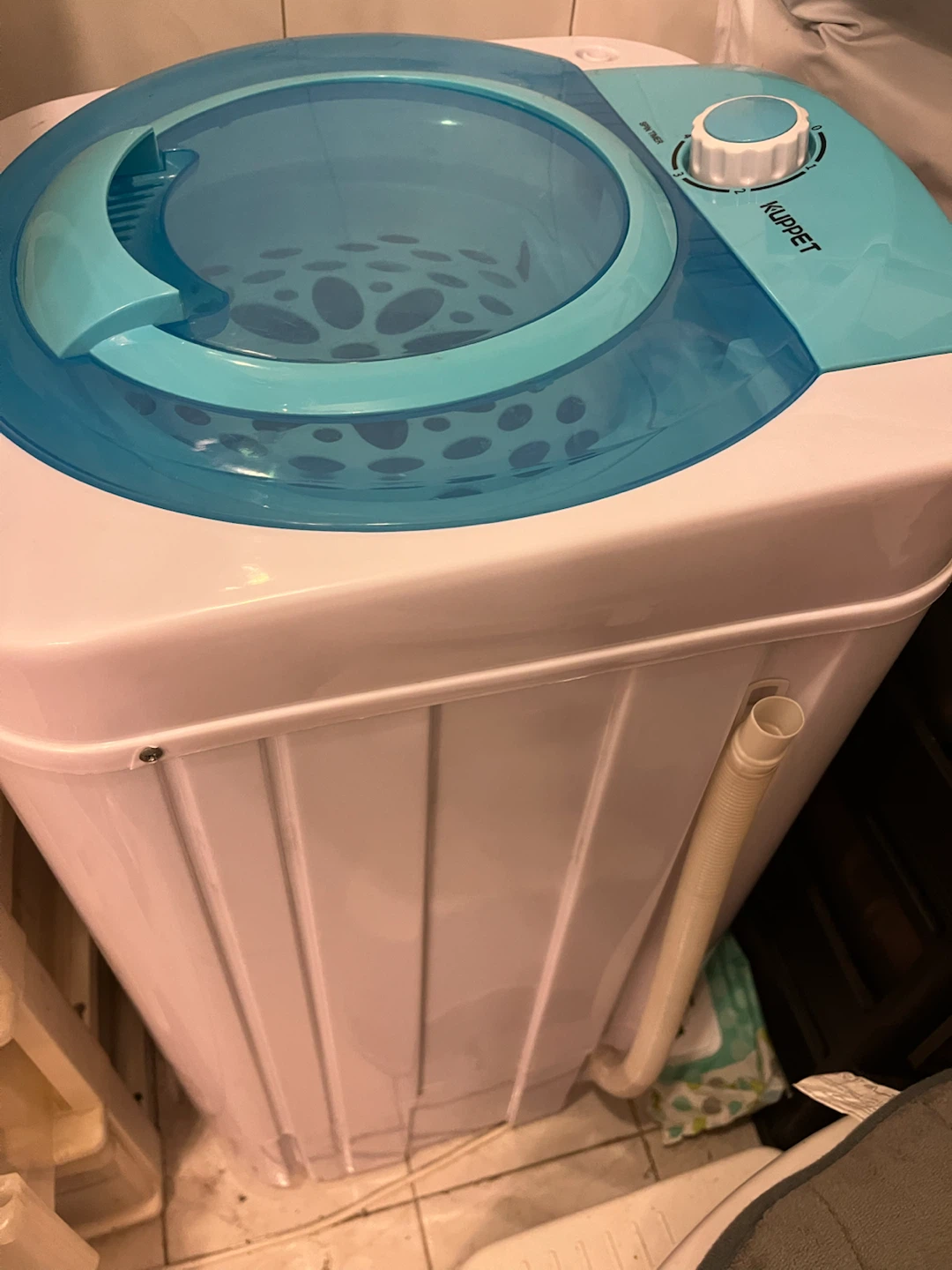 Kuppet electric clothes spinner
