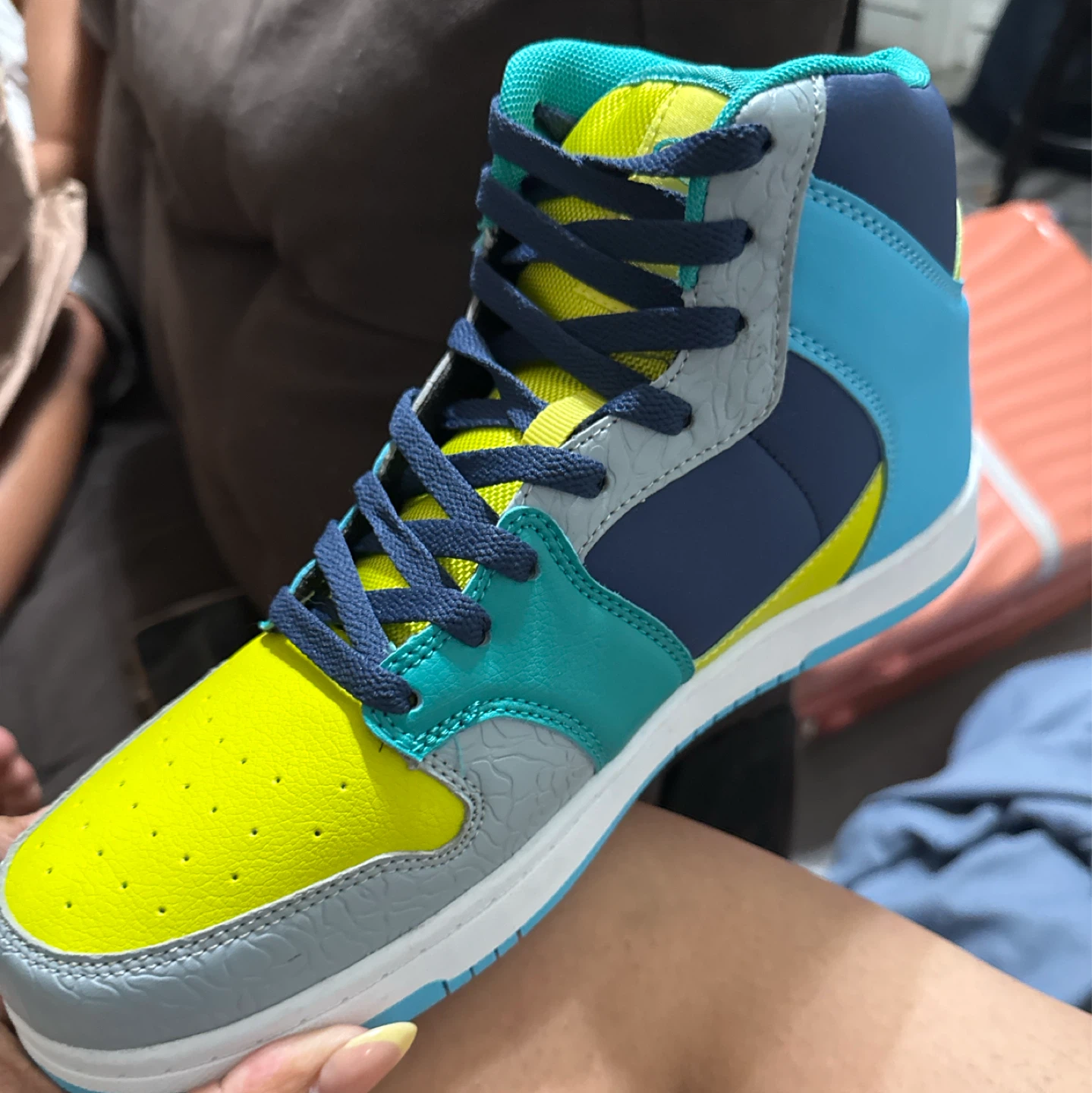 Tenis