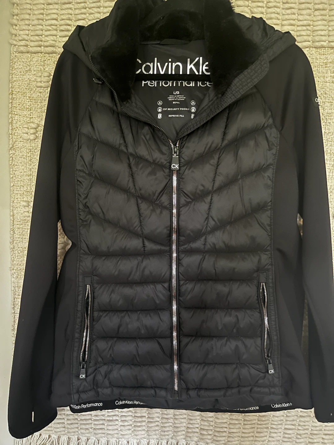 Calvin Klein Performance Black Puffer Jacket Size L/G - photo 2
