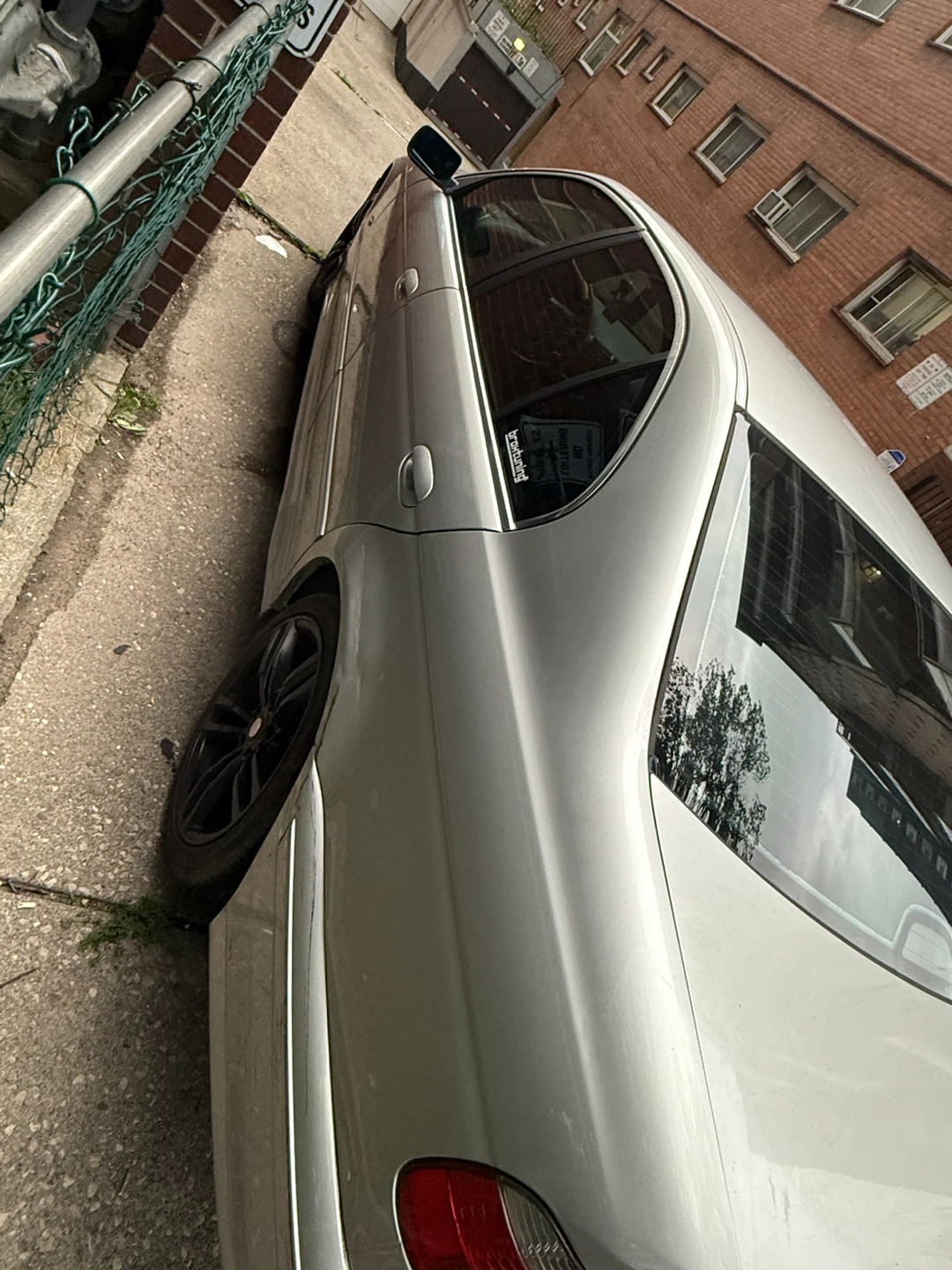 Silver BMW 530i Sedan - photo 4