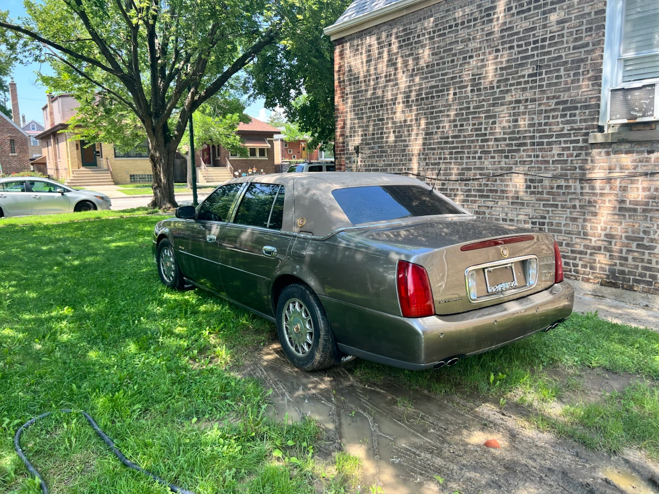 Cadillac DeVille Sedan