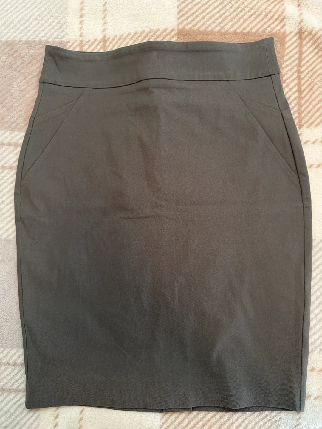Camber & Grace grey pencil skirt size SP
