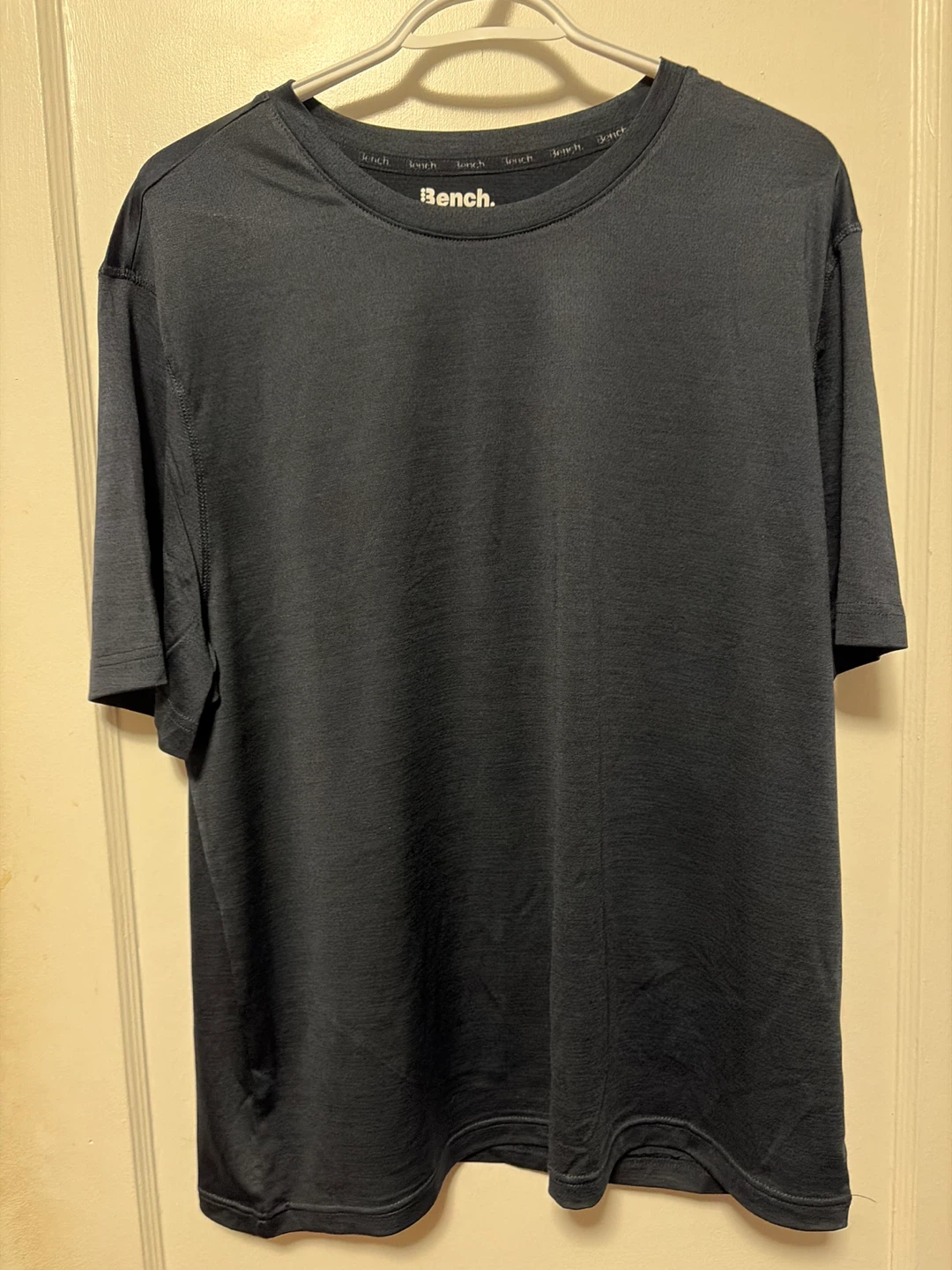 BENCH men shirts large size