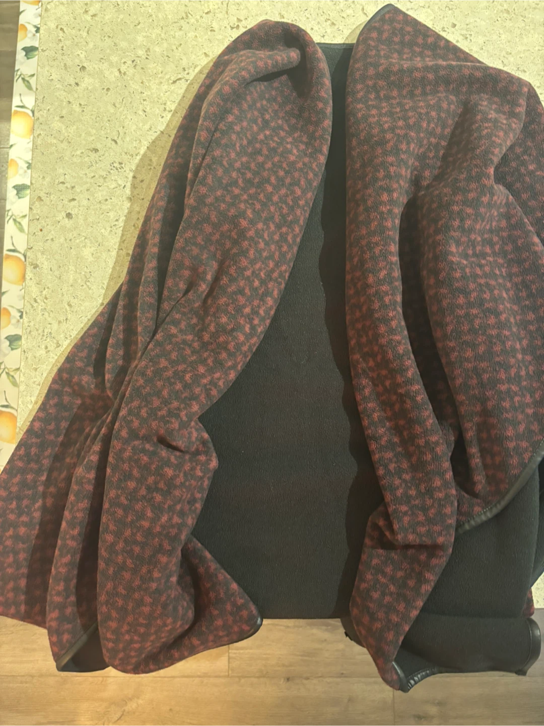 Black and Red Patterned Fleece Wrap - photo 2