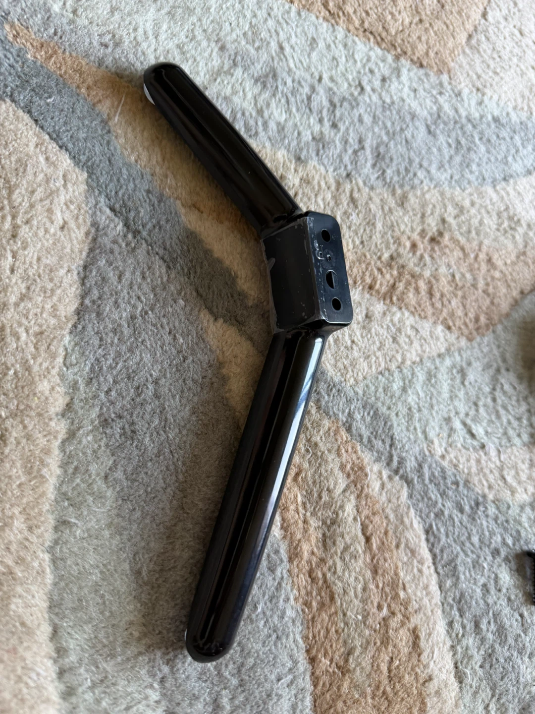 TV Stand Legs for 32” size screen - photo 2