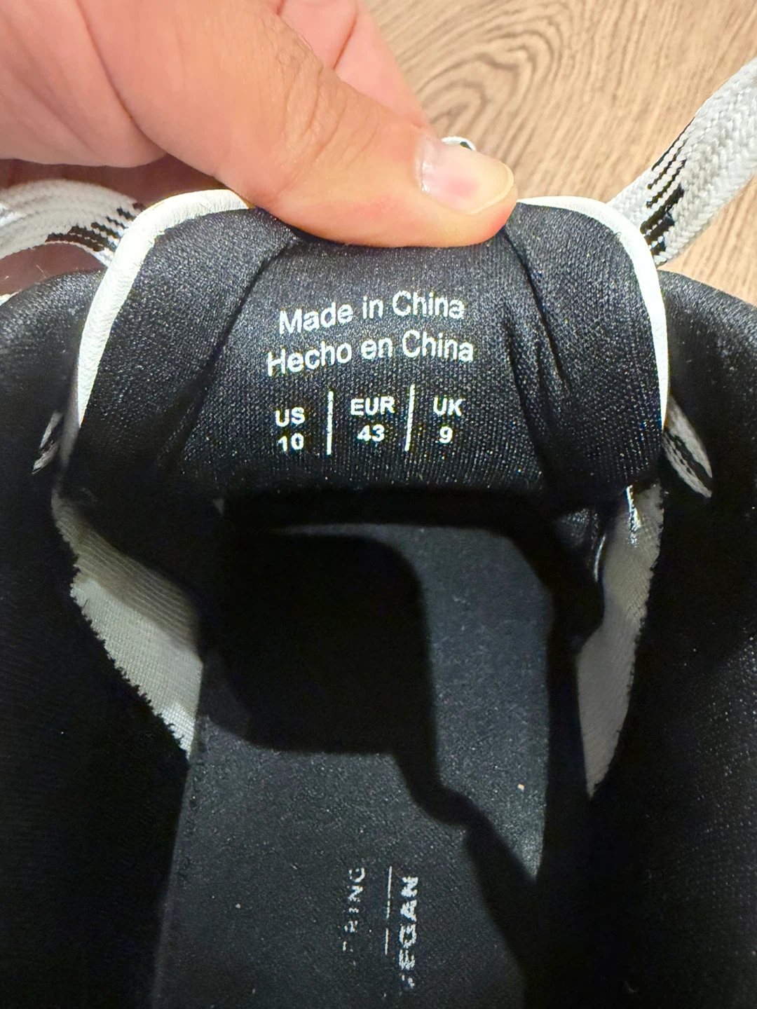 White and Black Men Sneakers - photo 4
