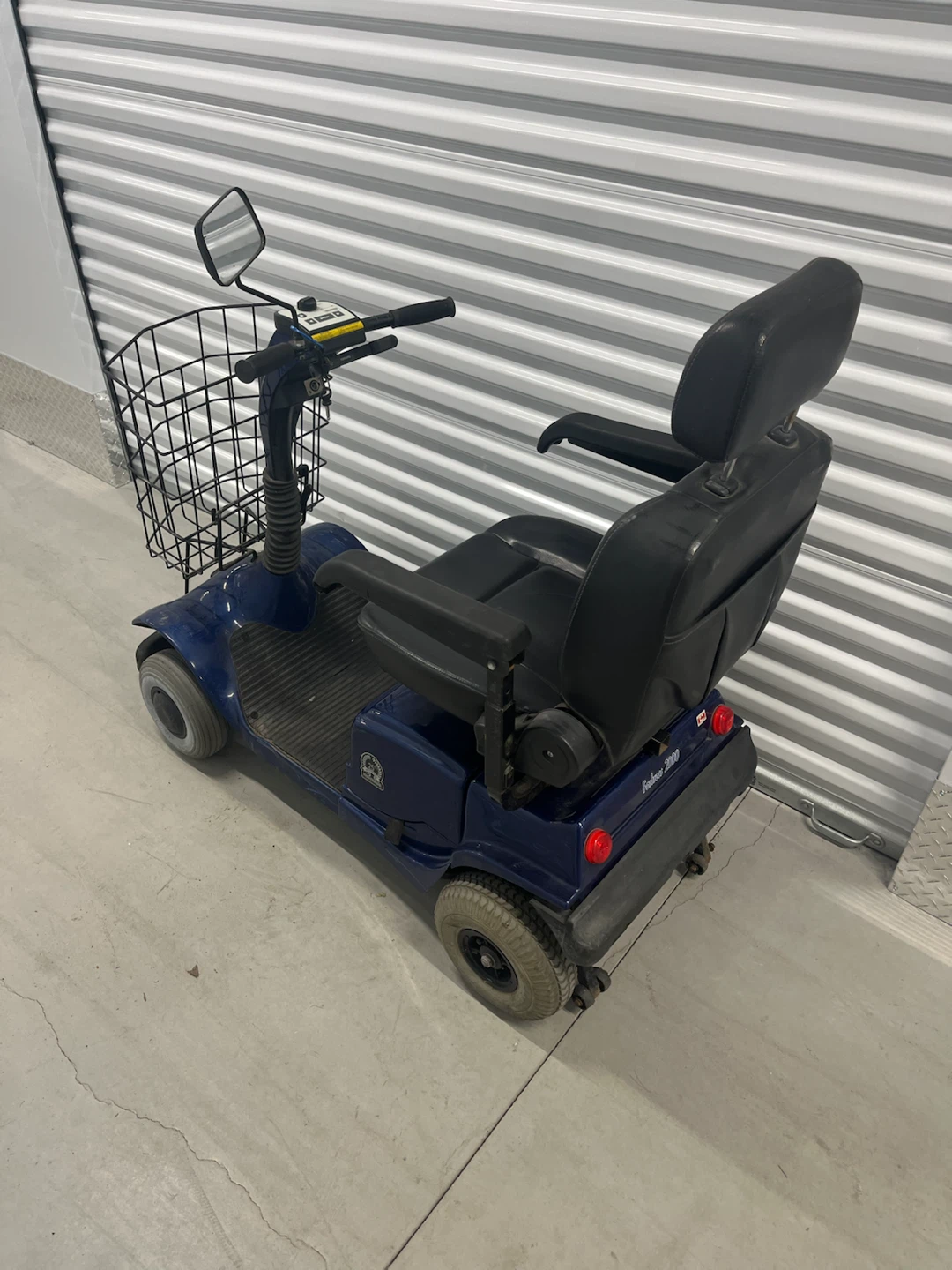 Fortress 2000 4-Wheel Mobility Scooter - photo 2