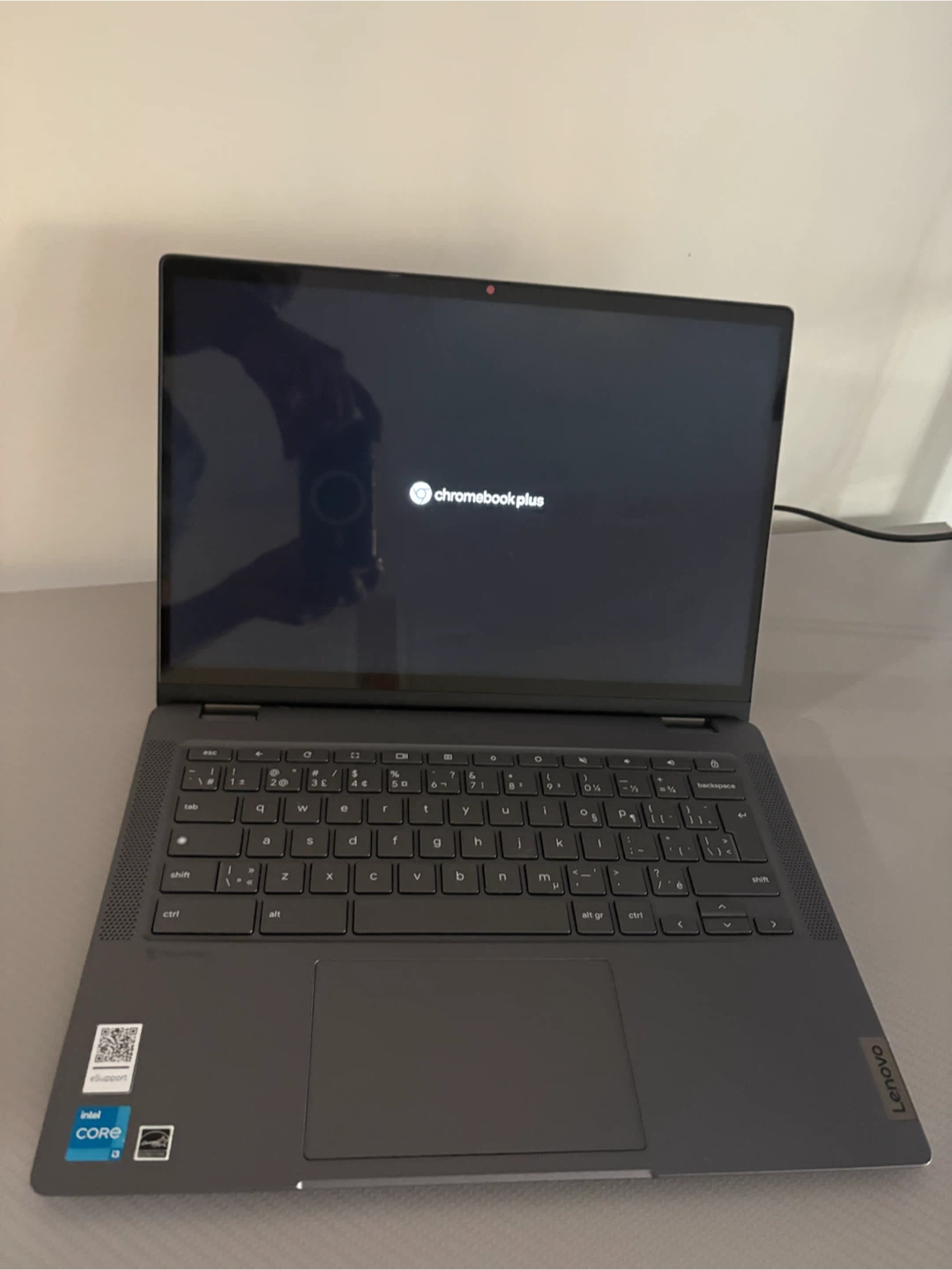 Lenovo IdeaPad Flex 5i Chromebook Plus 14” – 8GB/256GB