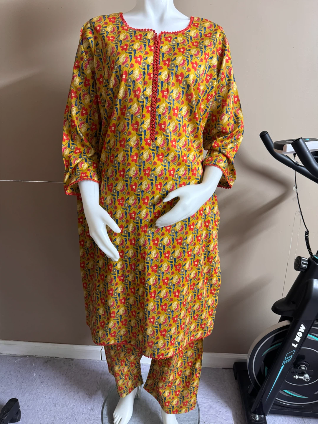 Pakistani lawn tailor stitch 2piece dress/cordset