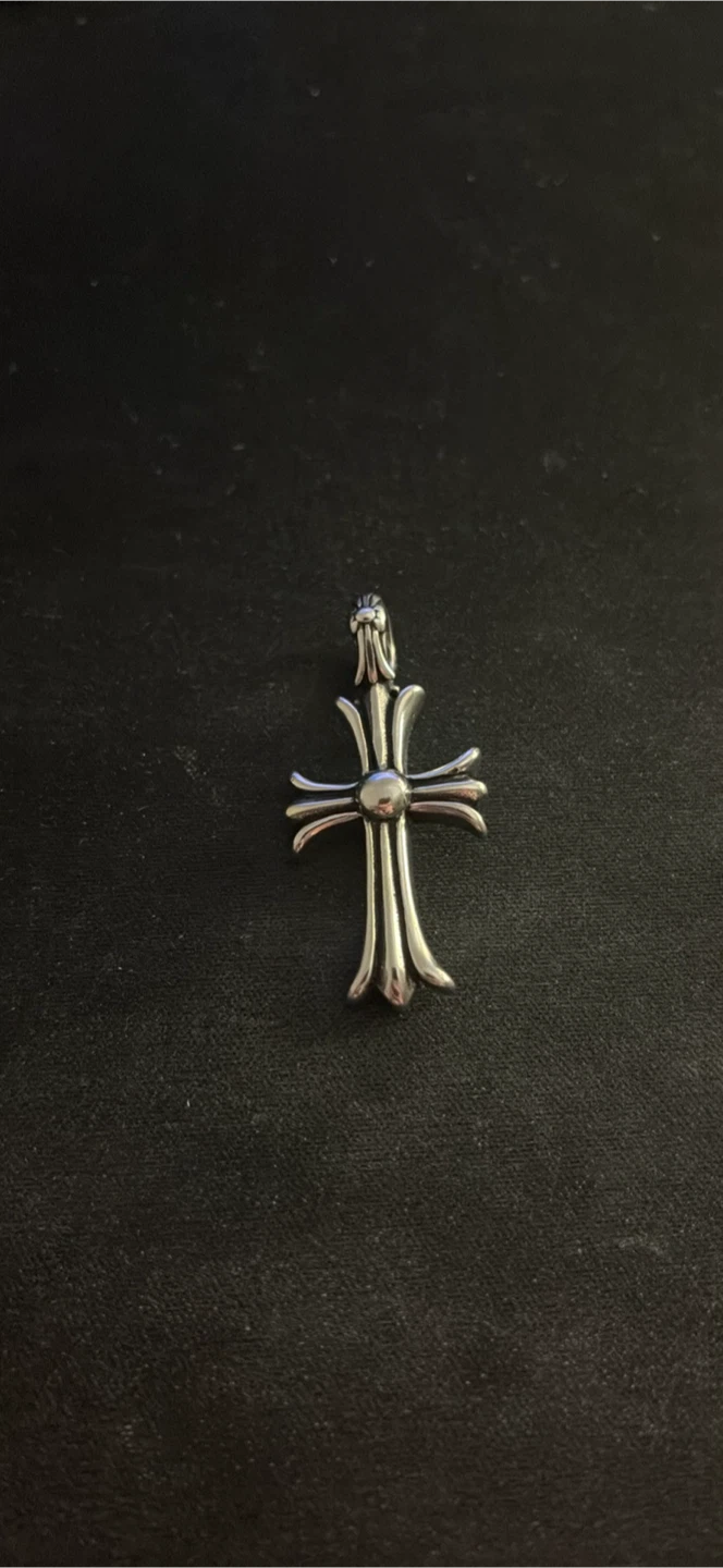 Chrome hearts cross pendant