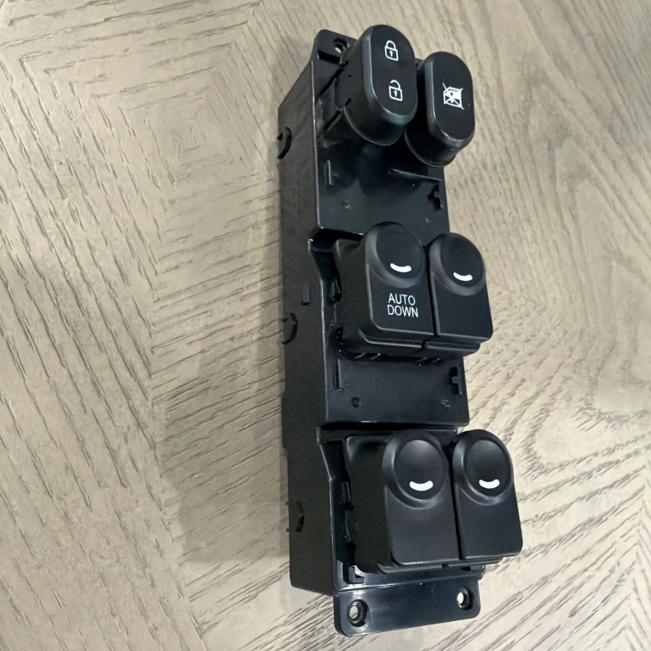 2013-17 HYUNDAI ACCENT DRIVER MASTER POWER WINDOW SWITCH - photo 3
