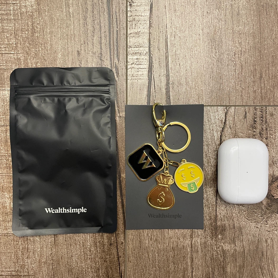 BRAND NEW 🥕 Wealthsimple Keychain
