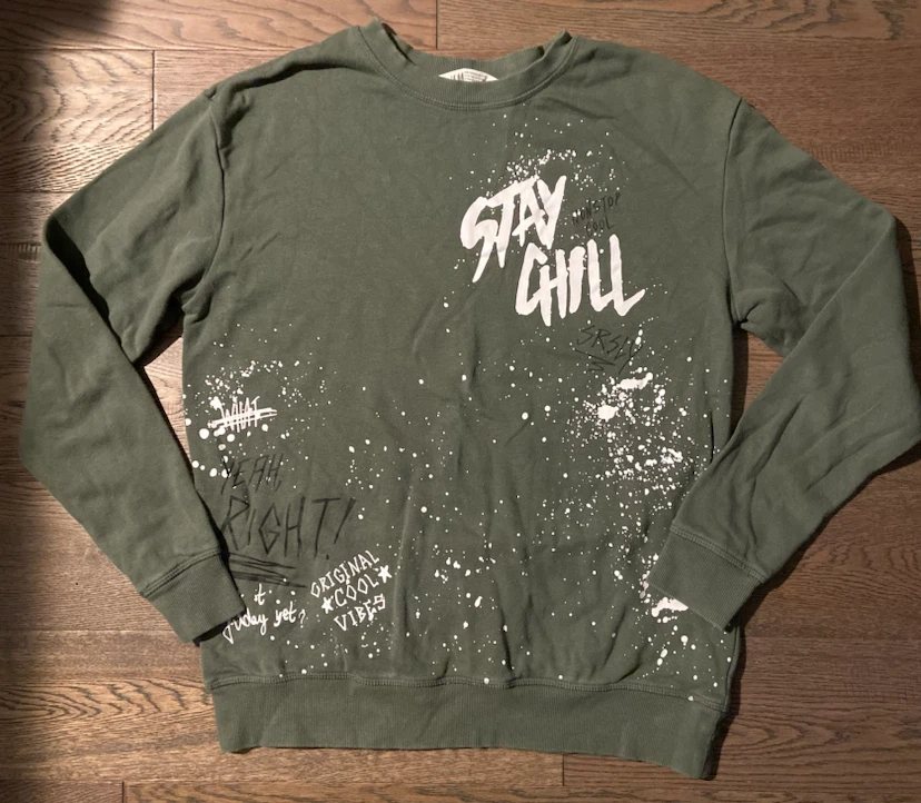 EUC: H&M Stay Chill Graffiti Graphic Sweatshirt Size 12-14Y