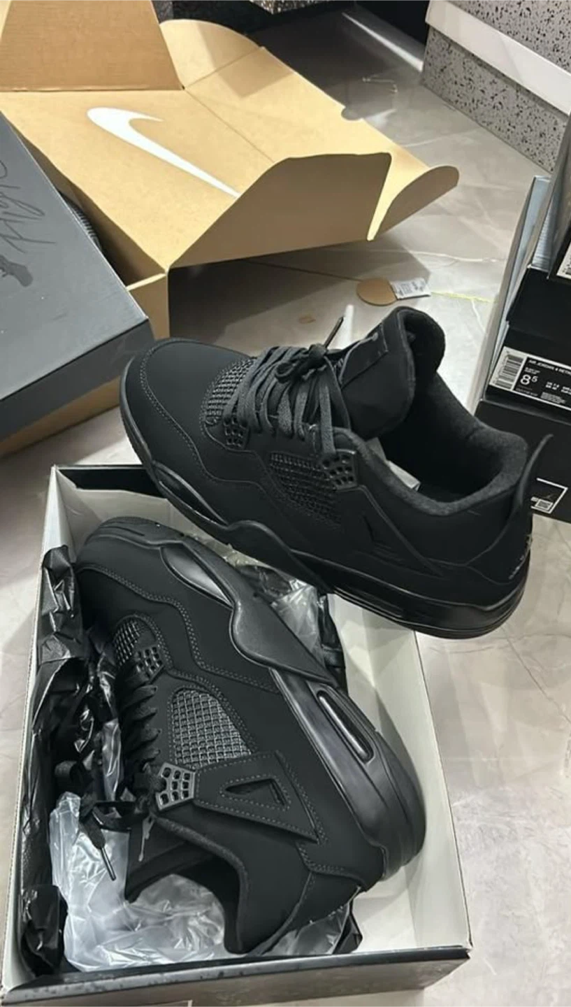 Nike Air Jordan 4 Black Cat