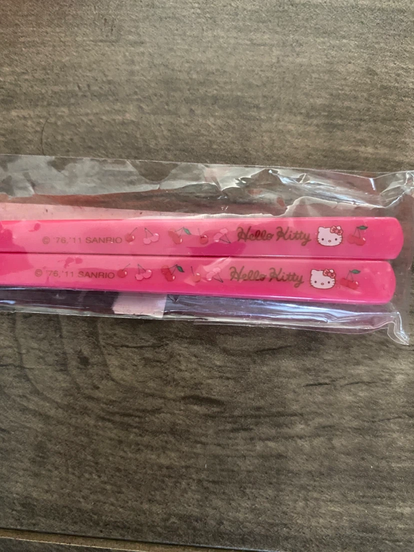 Sanrio Hello Kitty Pink ABS Resin Chopsticks - photo 2