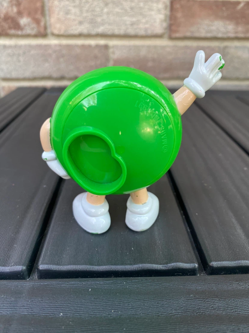 M&M's Green Character Figure - photo 2
