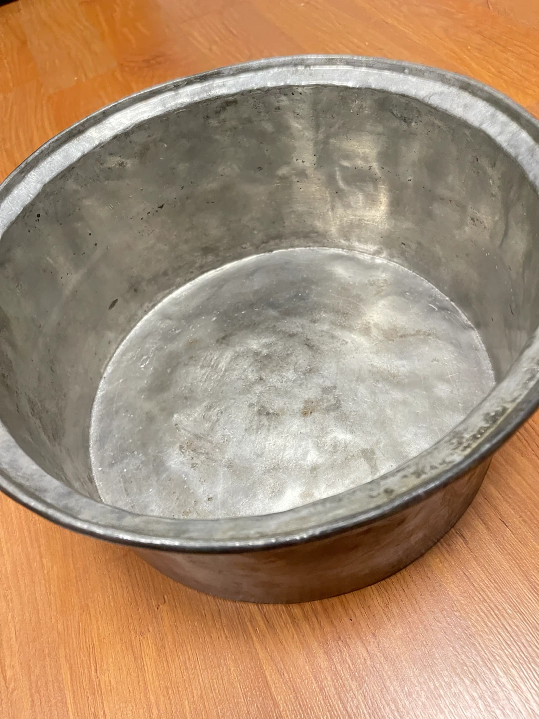Vintage hammered thick copper  pot with matching copper lid. - photo 4