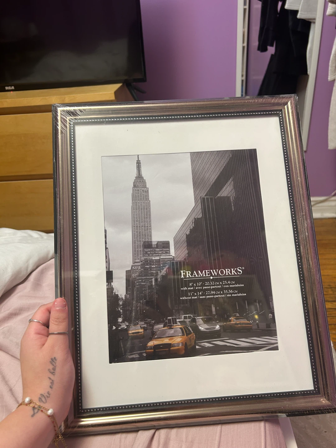 Brand new picture frame #freecycle