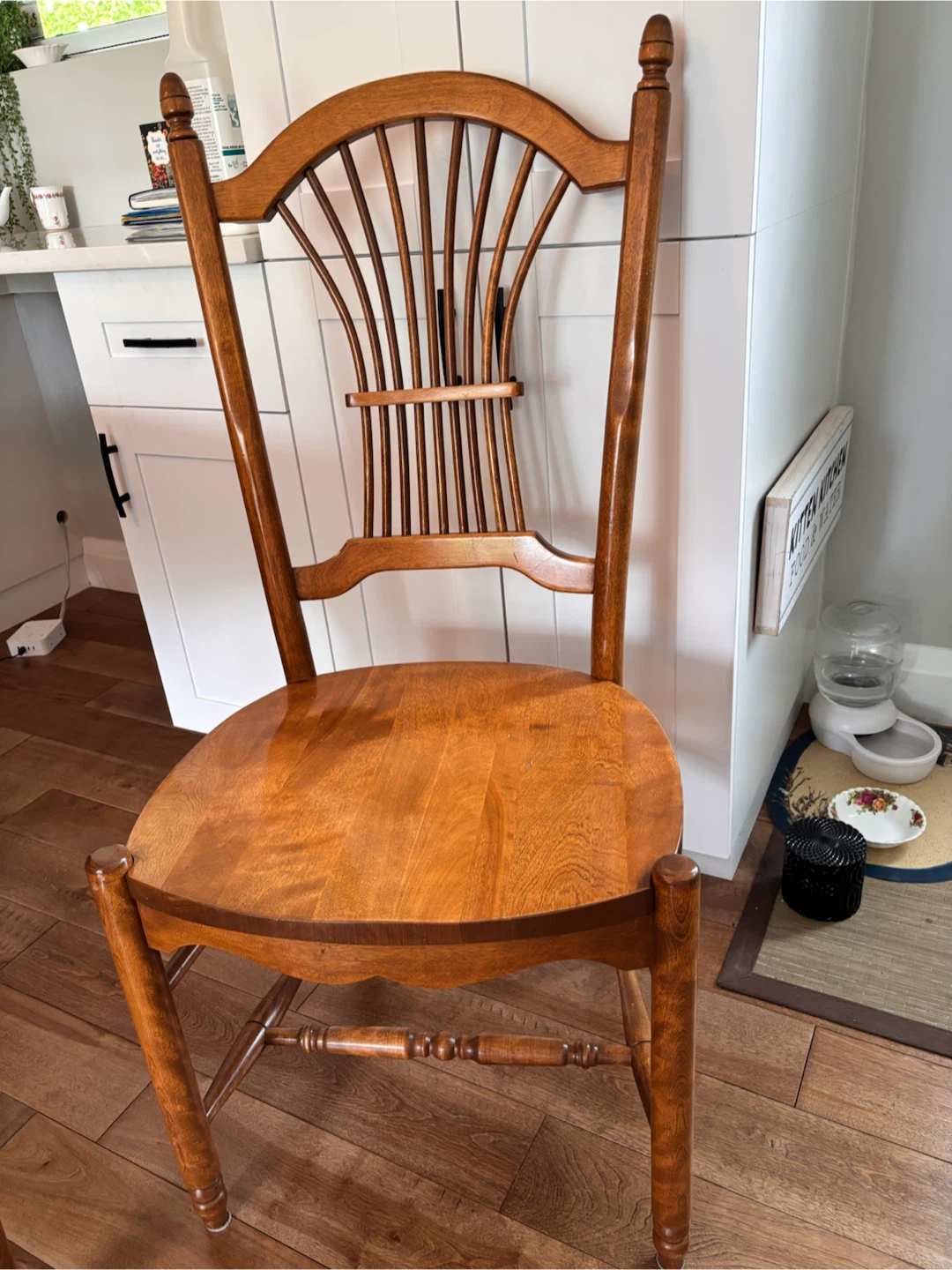 Mennonite made Solid wood dining table and 6 chairs set - photo 5