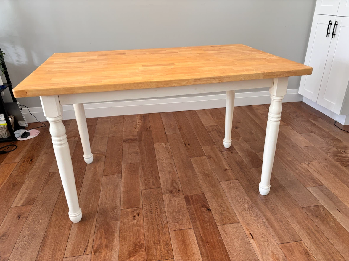 Solid wood table 30 by 48 - photo 2
