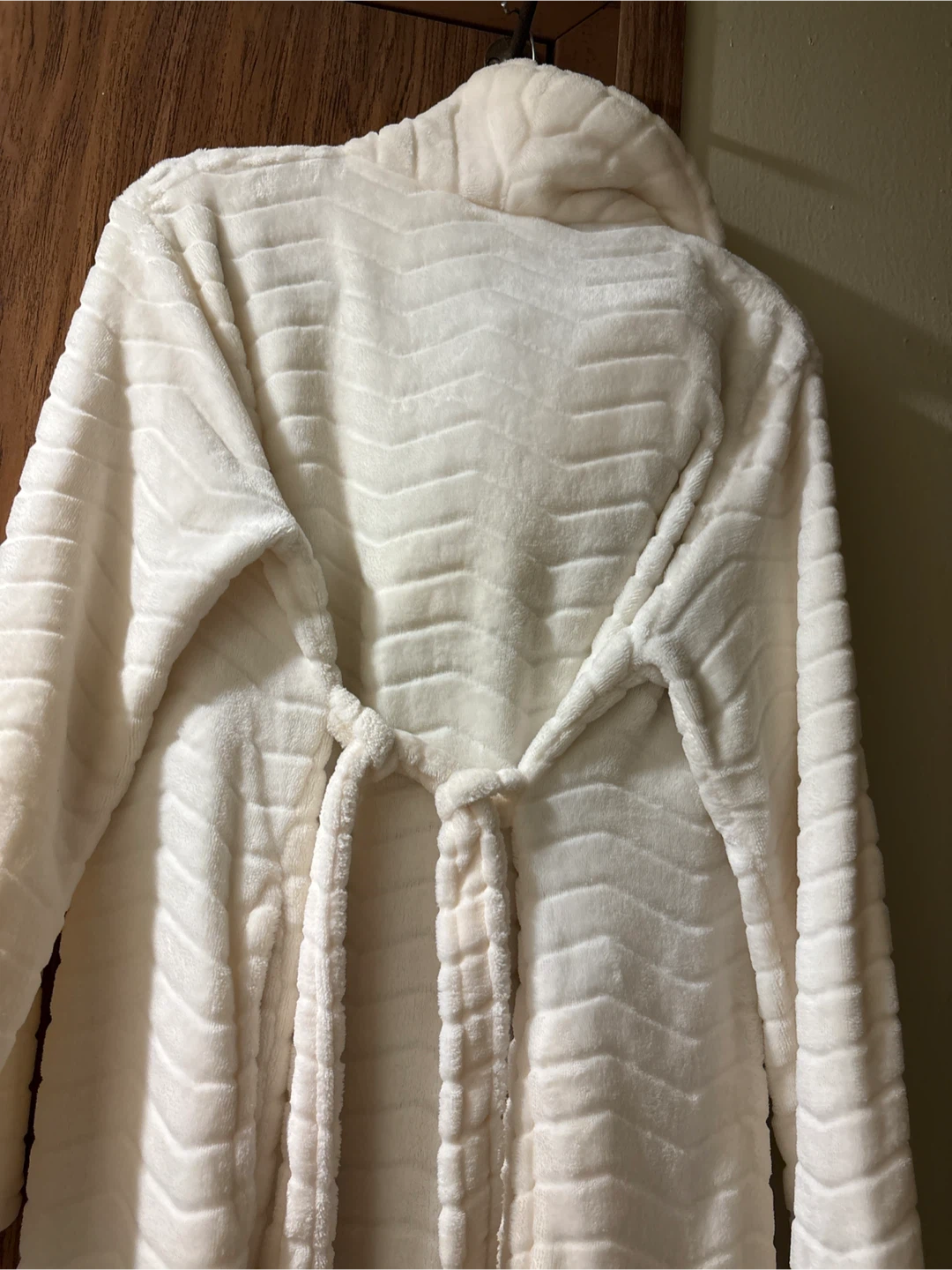 Cream Plush Robe - photo 2