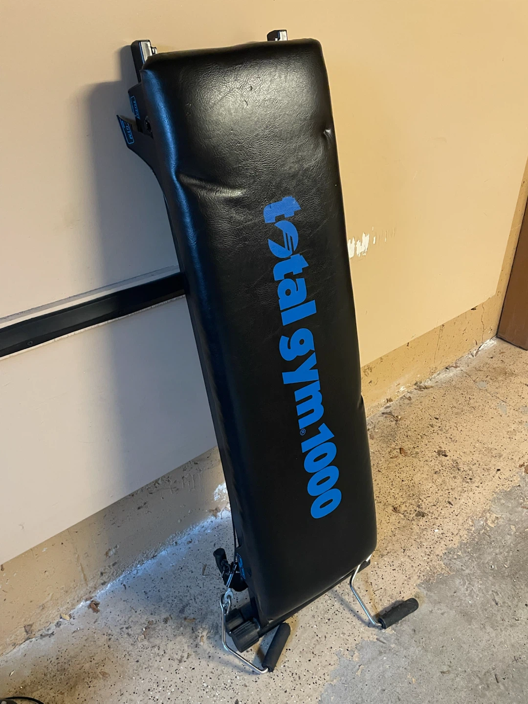 Total Gym 1000 Exercise Machine