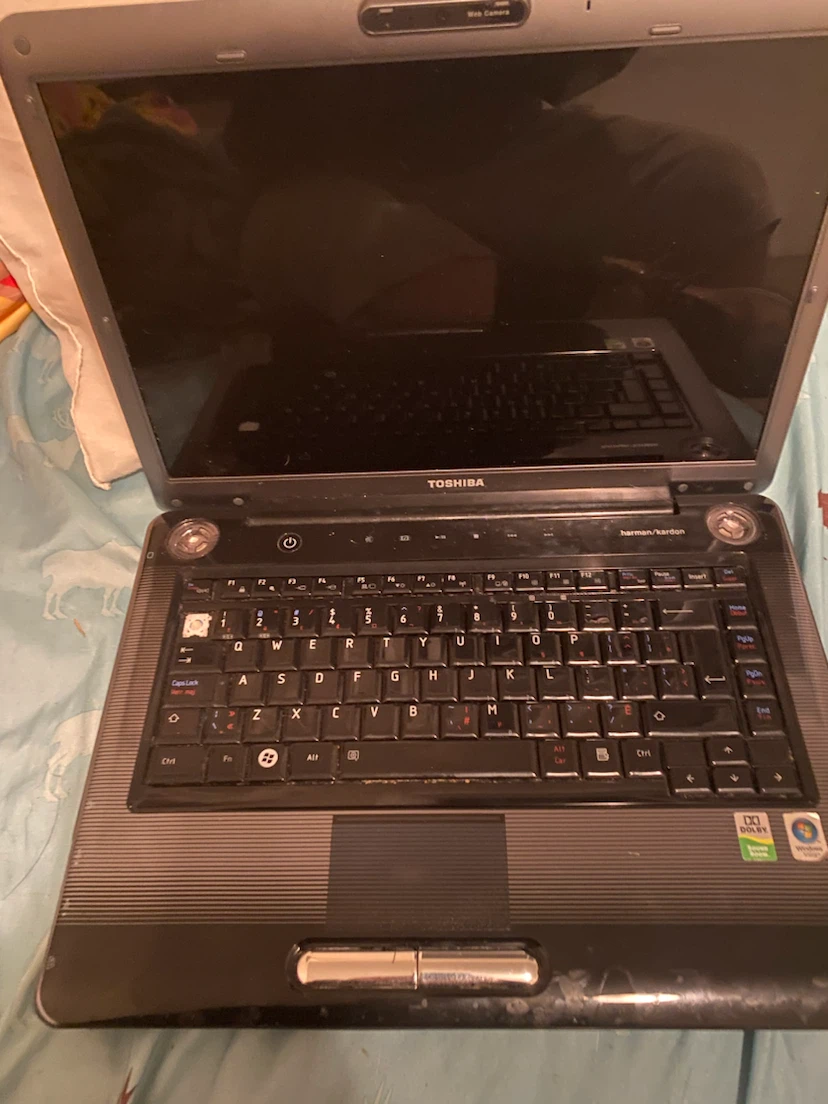 Toshiba a300d laptop READ DESCRIPTION