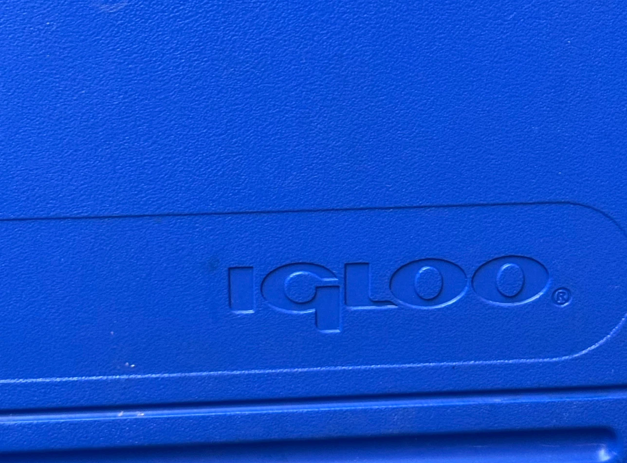 Igloo Rolling Cooler with Handle - photo 2