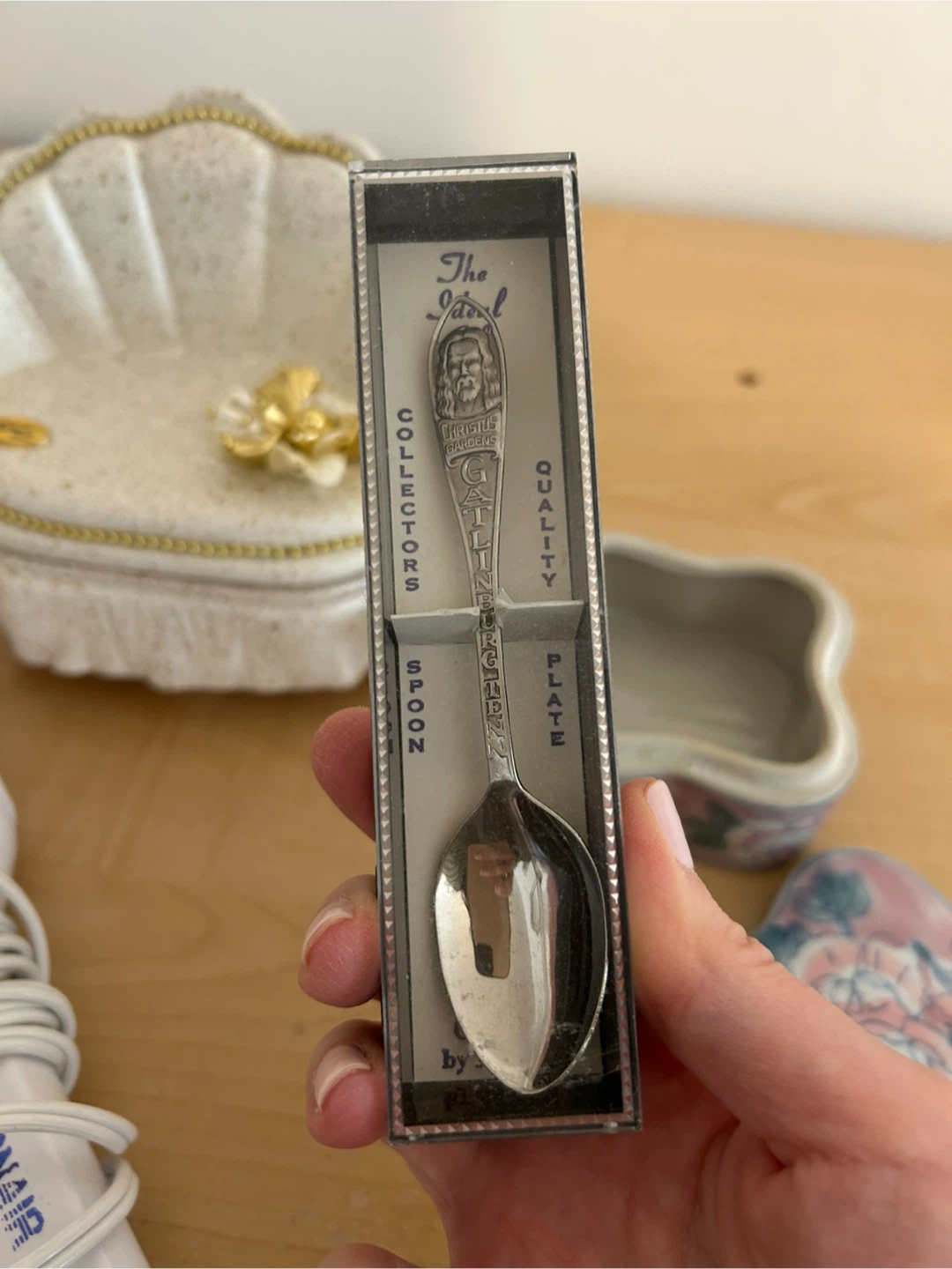 Assorted Home Items with Conair Hair Tool - photo 5