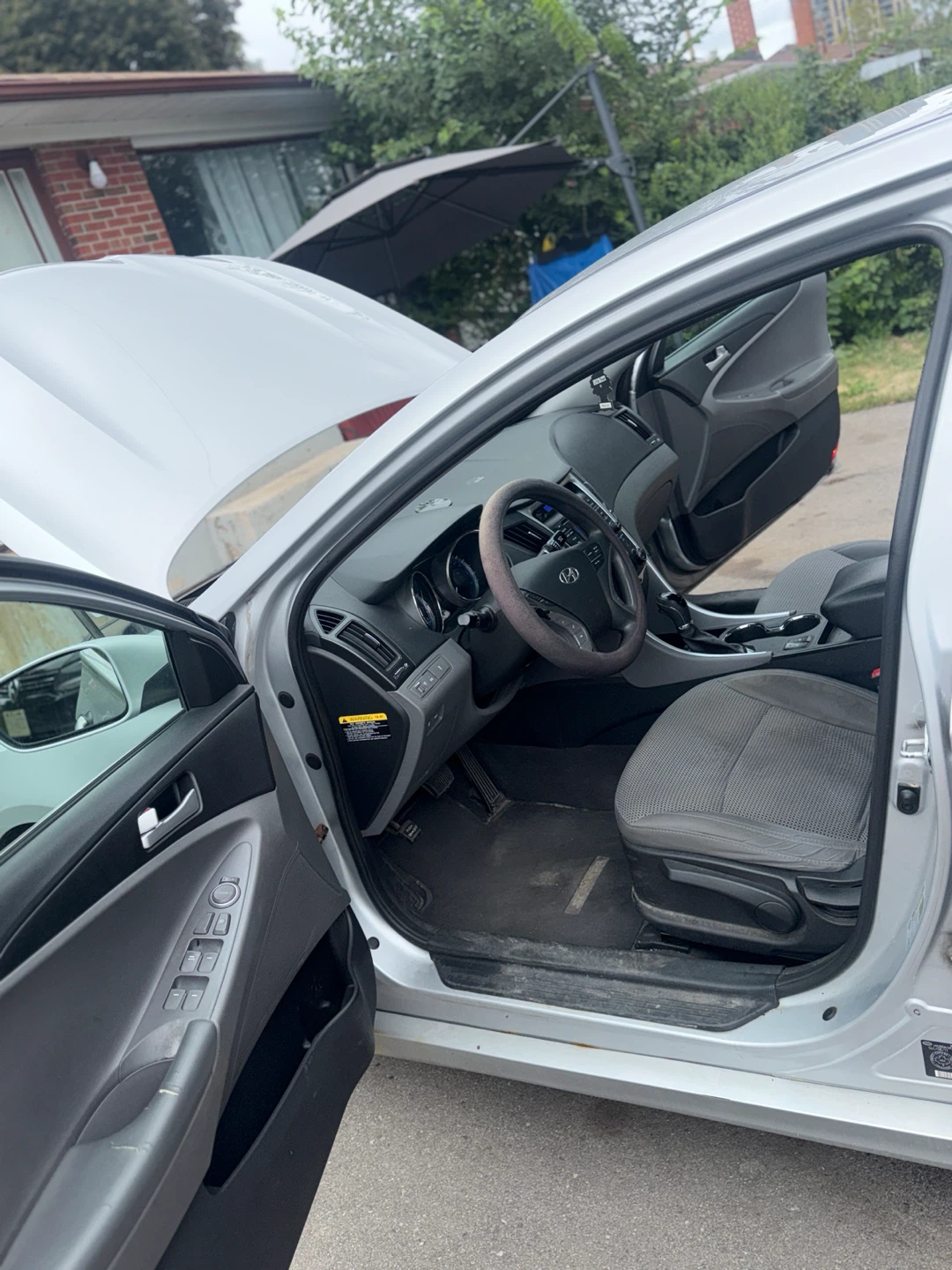 Silver 2012 Hyundai Sonata - photo 2