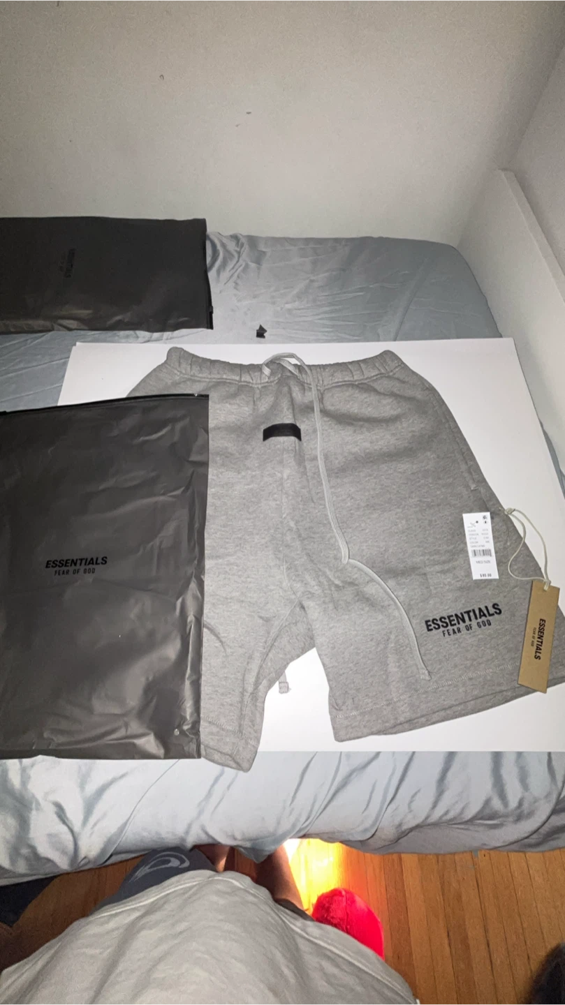 Dark oatmeal essentials shorts
