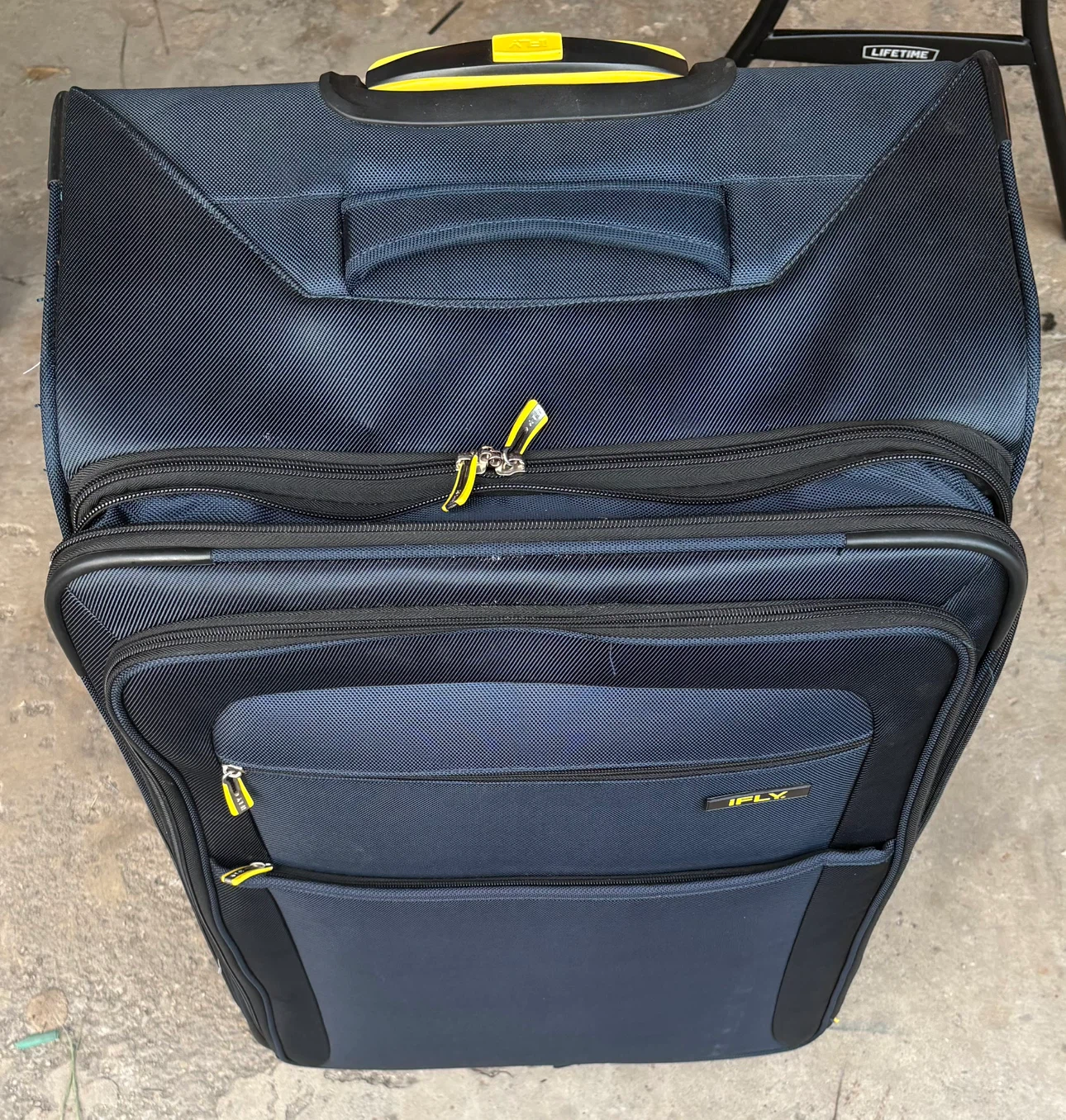 iFLY Large Softside Spinner Suitcas - photo 4