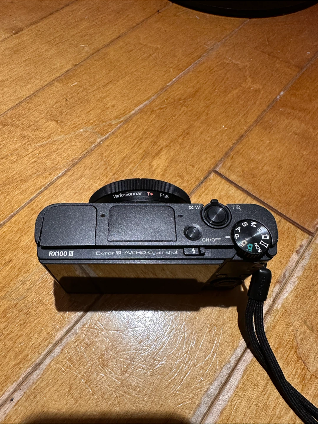 Sony RX100 III - photo 3