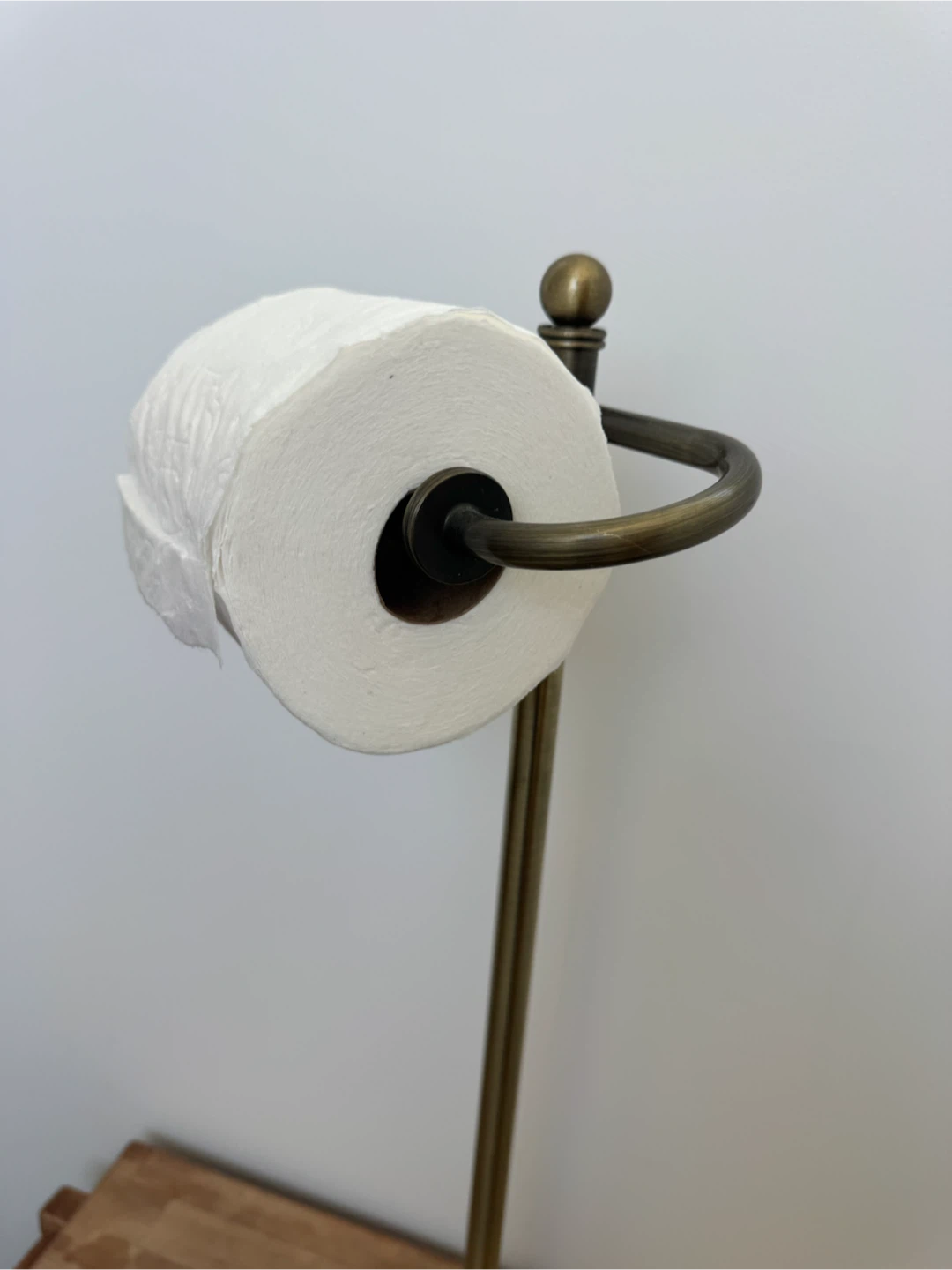 Antique Brass Freestanding Toilet Paper Holder - photo 2