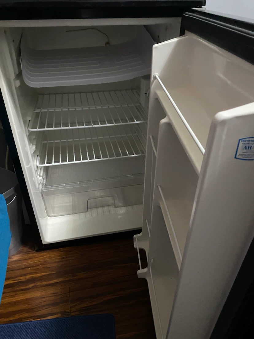 Fridge - photo 2