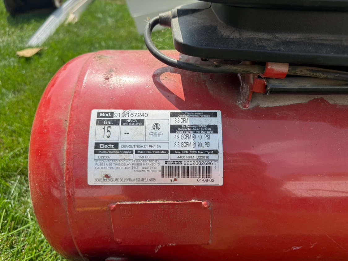 Craftsman 15 Gallon Air Compressor - photo 2