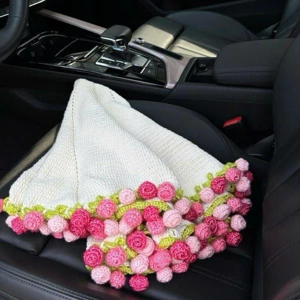 🌹🧸Rose Bouquet Blankets🧸🌹 - photo 2
